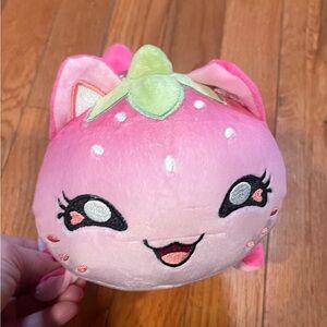 Aphmau MeeMeow Strawberry Cat plush toy